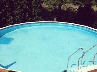 107 Long Meadow Rd, Portsmouth, RI 02871