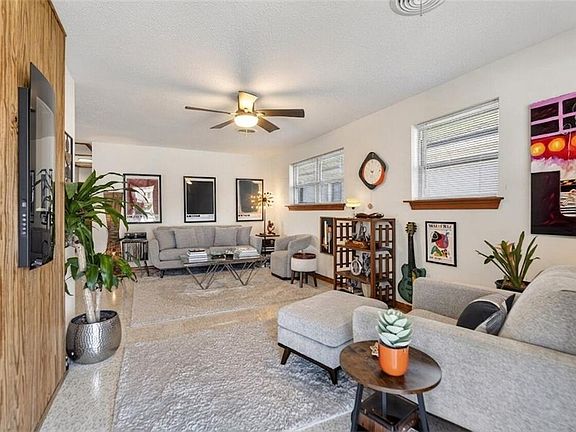 3rd image of 126 Spencer Ave