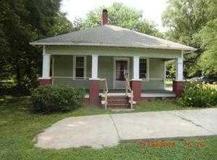 121 Family Ln, Mount Holly, NC 28120