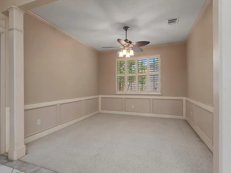 14151 Buckingham Ln — Photo 16