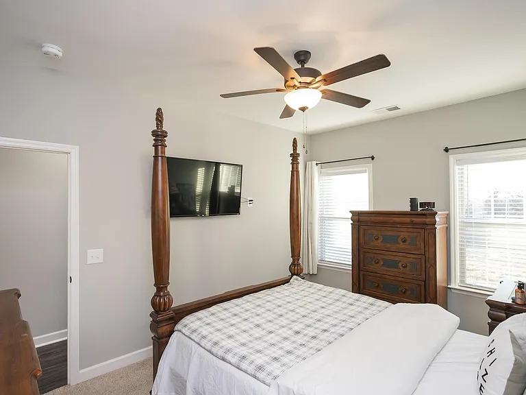 1003 Villa Cir — Photo 19