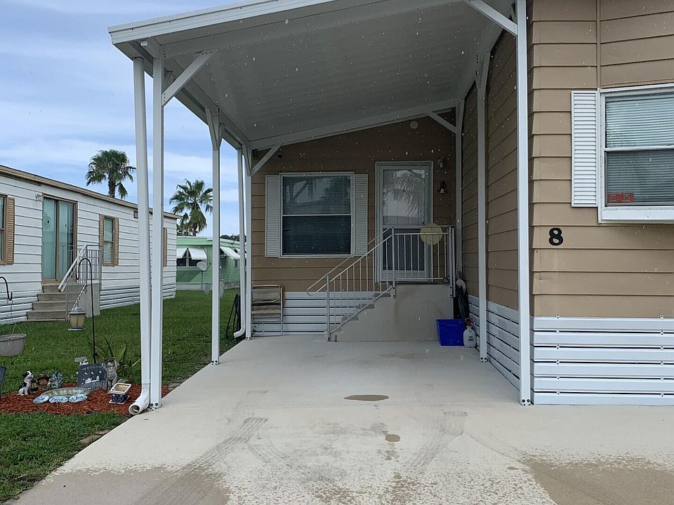 1st image of 8 SE Hernando Lane