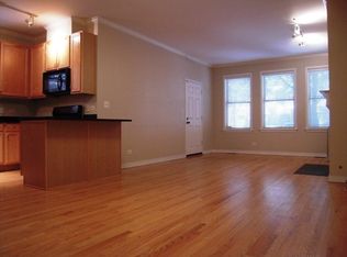 1355 W Fillmore St #3, Chicago, IL 60607