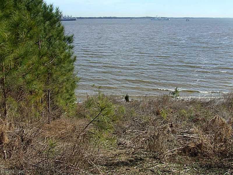 1st image of 1237 Lawnes Neck Dr
