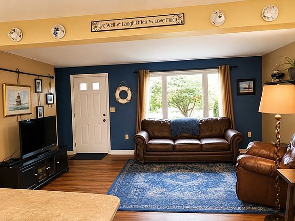 5th image of 6 Keith Ave