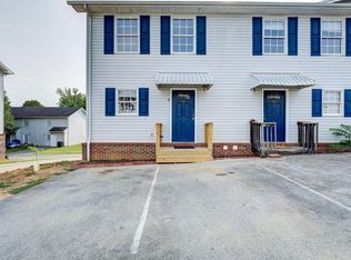 152 Gray Station Rd APT 11, Johnson City, TN 37615