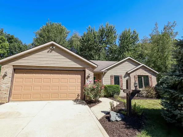 10114 Clear Creek Ct, Fort Wayne, IN 46825