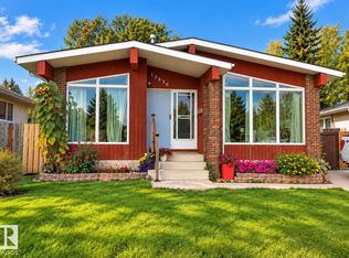 13836 26th St NW, Edmonton, AB T5Y 1B4