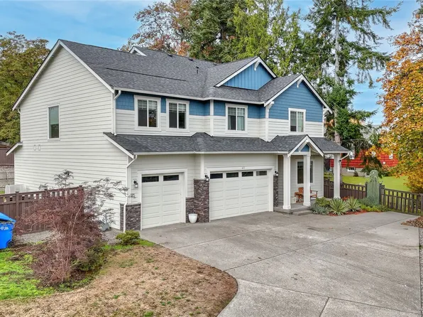 611 20th Avenue Ct SW, Puyallup, WA 98371