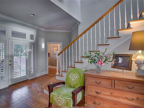 3rd image of 49 Forest Lake Dr