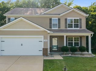 1240 Oxford Village Cv, Columbia, TN 38401