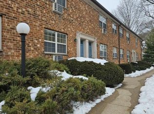 19 Savage Rd #32D8, Denville, NJ 07834