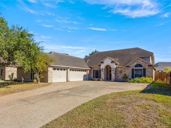 6152 Saint Denis St, Corpus Christi, TX 78414