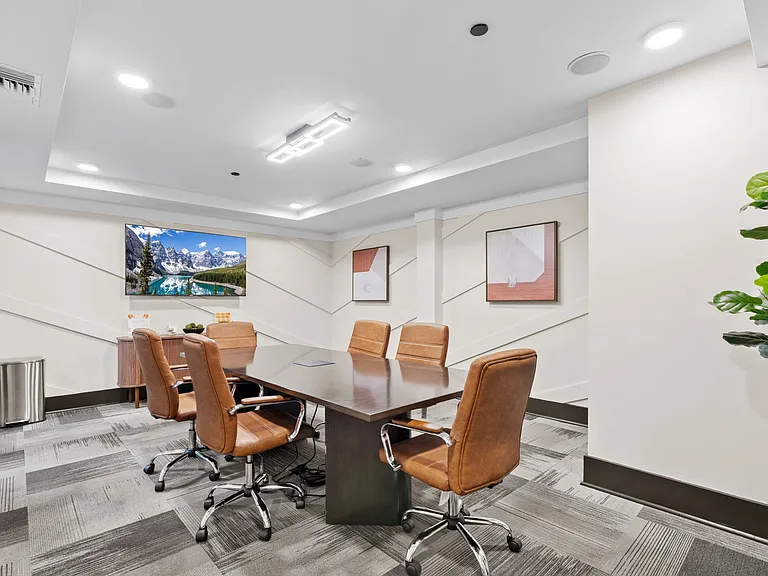 Axis Camelback — Photo 18