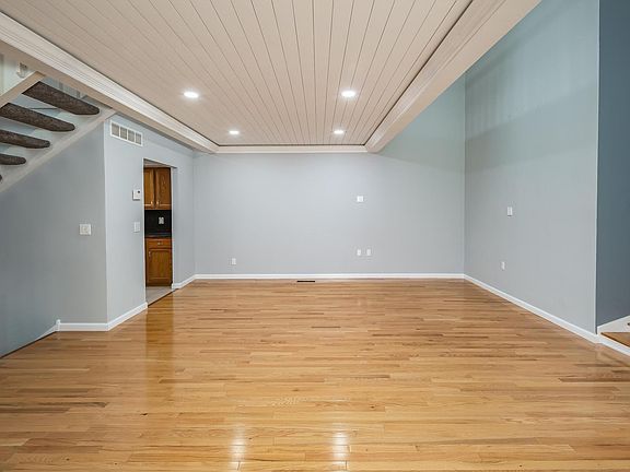 3rd image of 4056 Prairie Ln