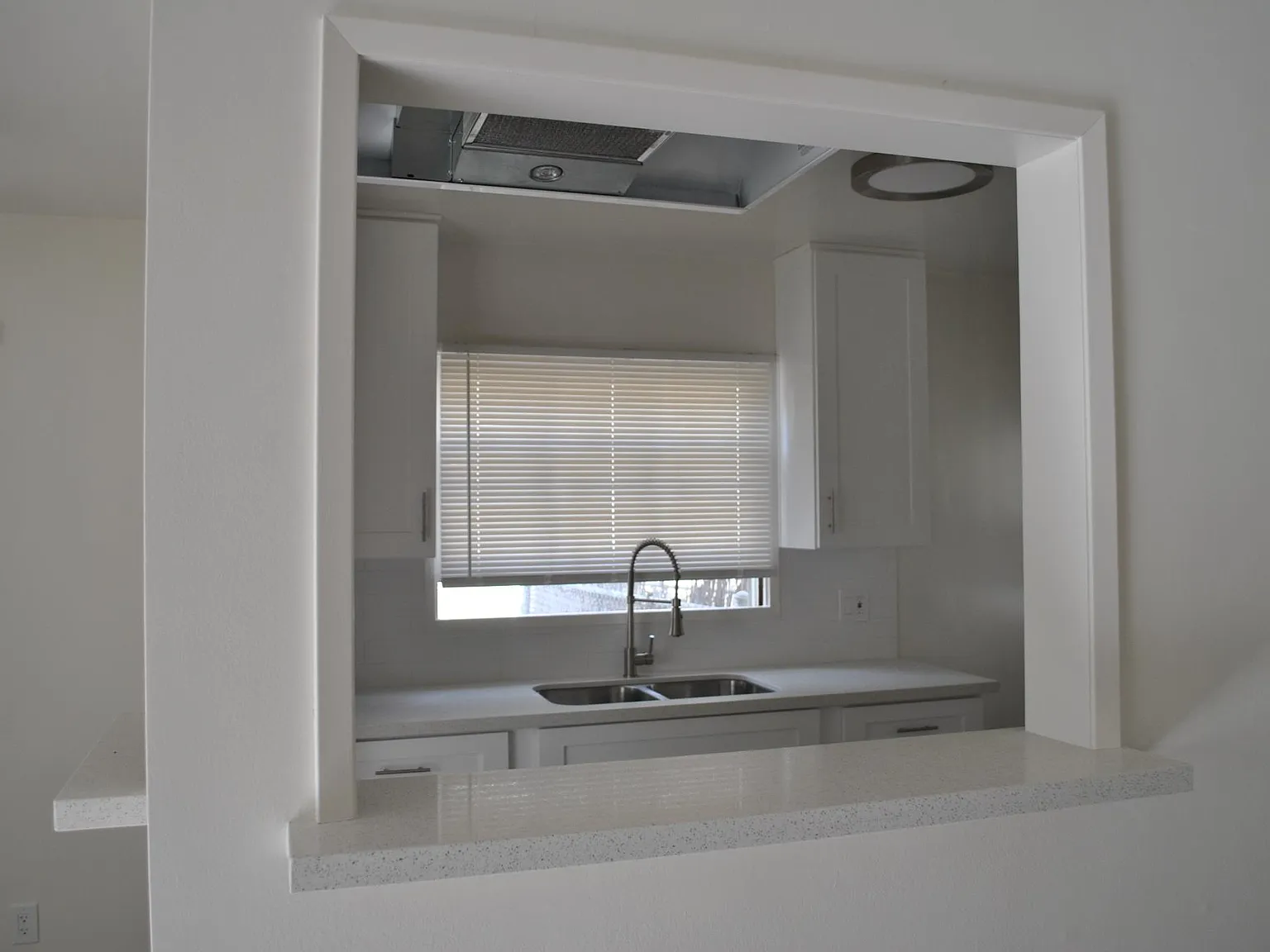 1 bed, 755 sqft, $2,250 — Photo 4