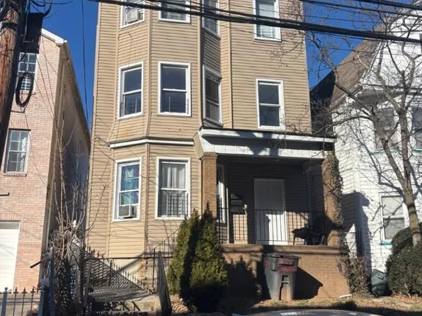 309 S 11th St APT 2, Newark, NJ 07103