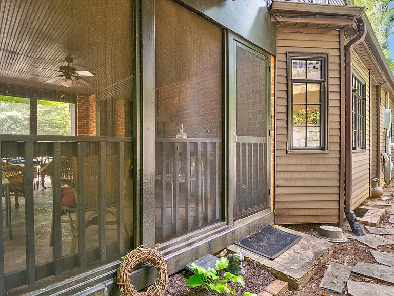 3402 Halcyon Dr — Photo 23