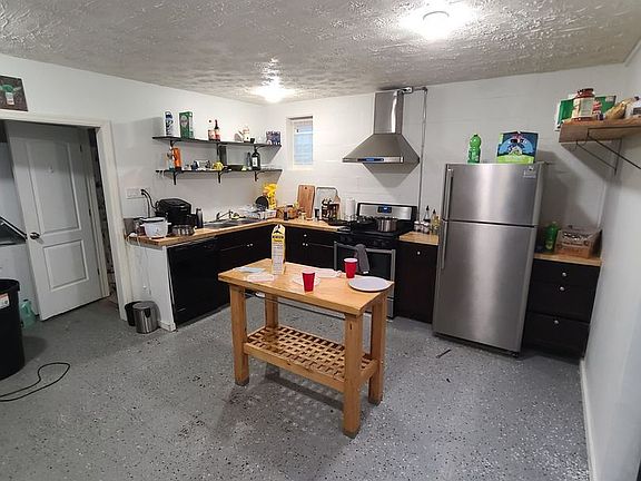 4th image of 413 McKee Pl Floor 2