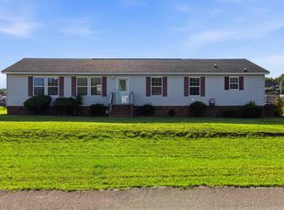 614 Autumn Winds Dr, Goldsboro, NC 27530