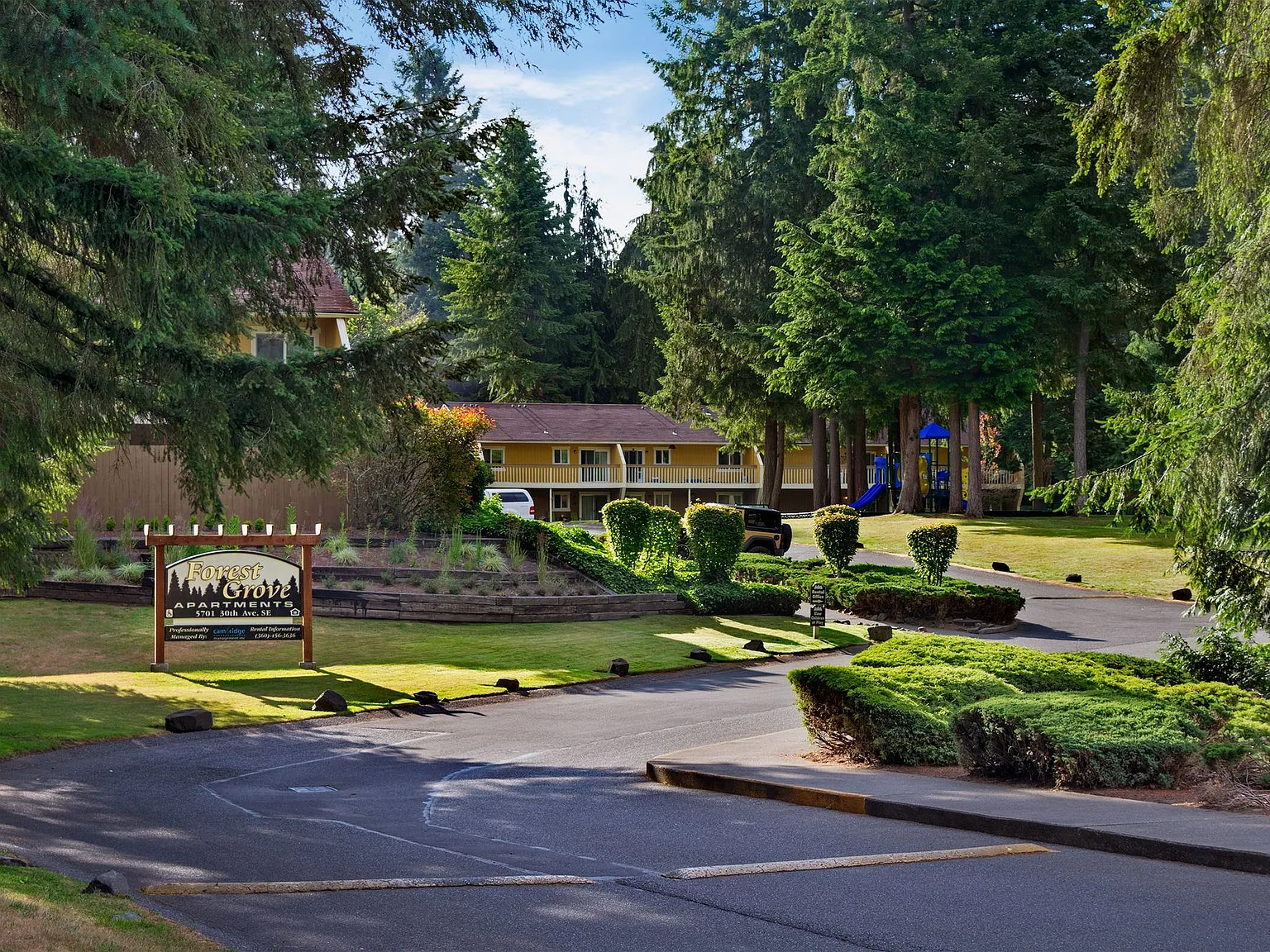 Forest Grove Apartments — Photo 1