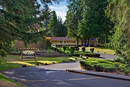 Forest Grove Apartments Photo 1