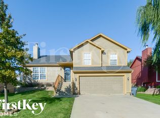 17534 W 111th Ter, Olathe, KS 66061