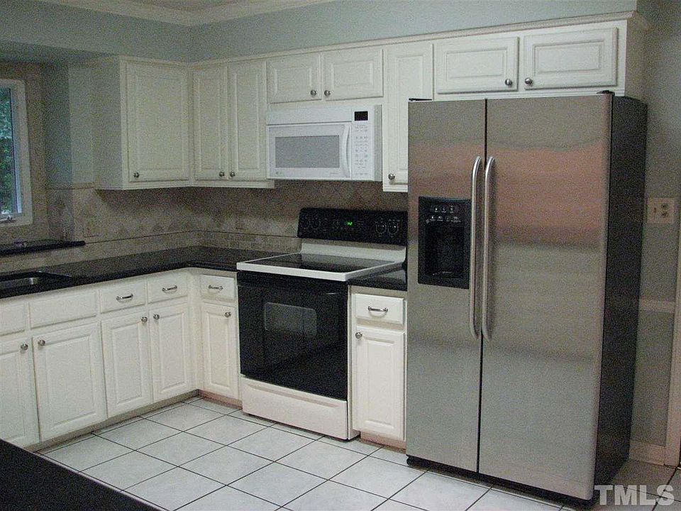 2nd image of 8701 Sleepy Creek Dr