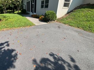 184 Kimsey Ln, Franklin, NC 28734