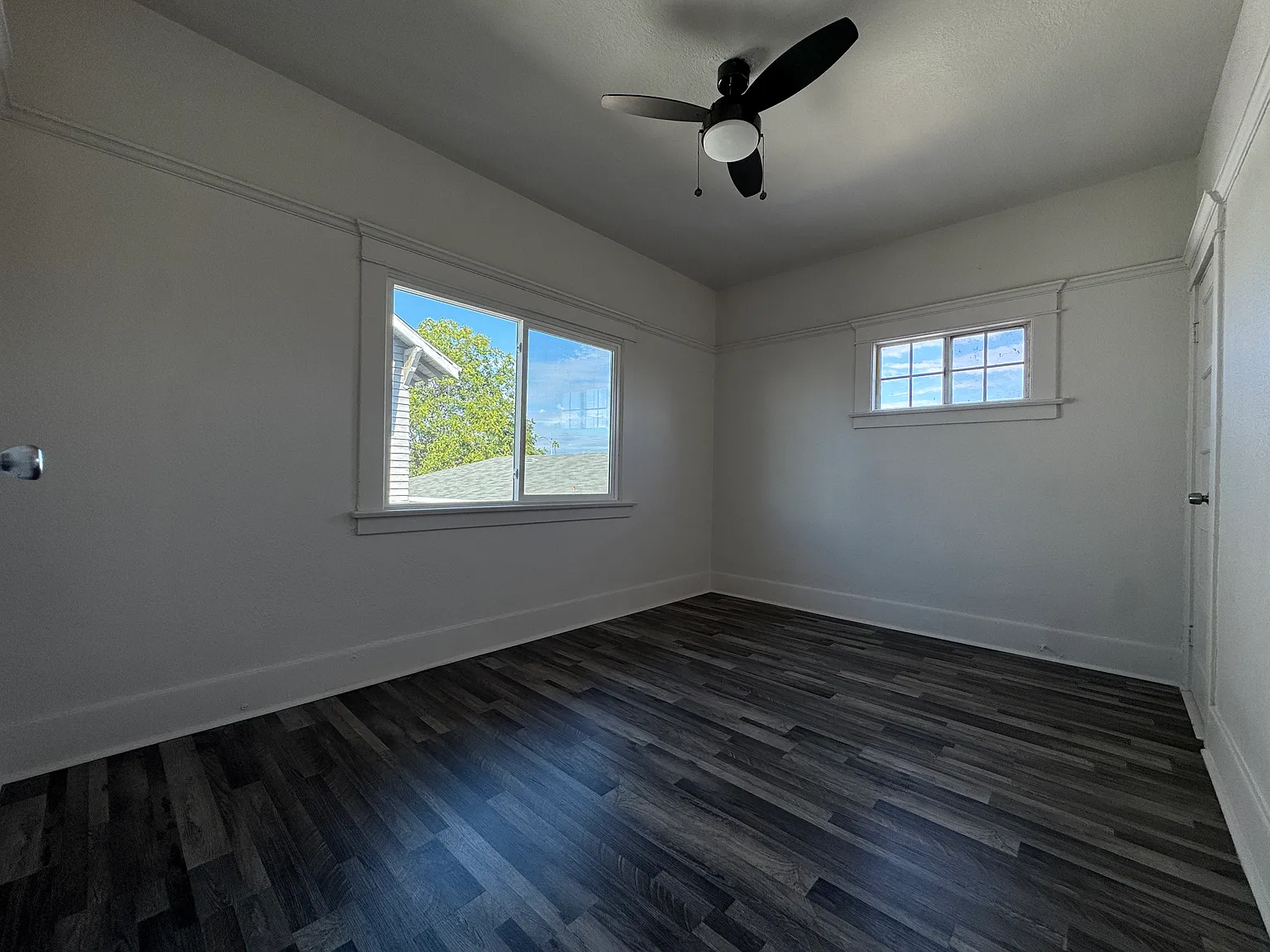 2 bed, 700 sqft, $2,200 — Photo 3