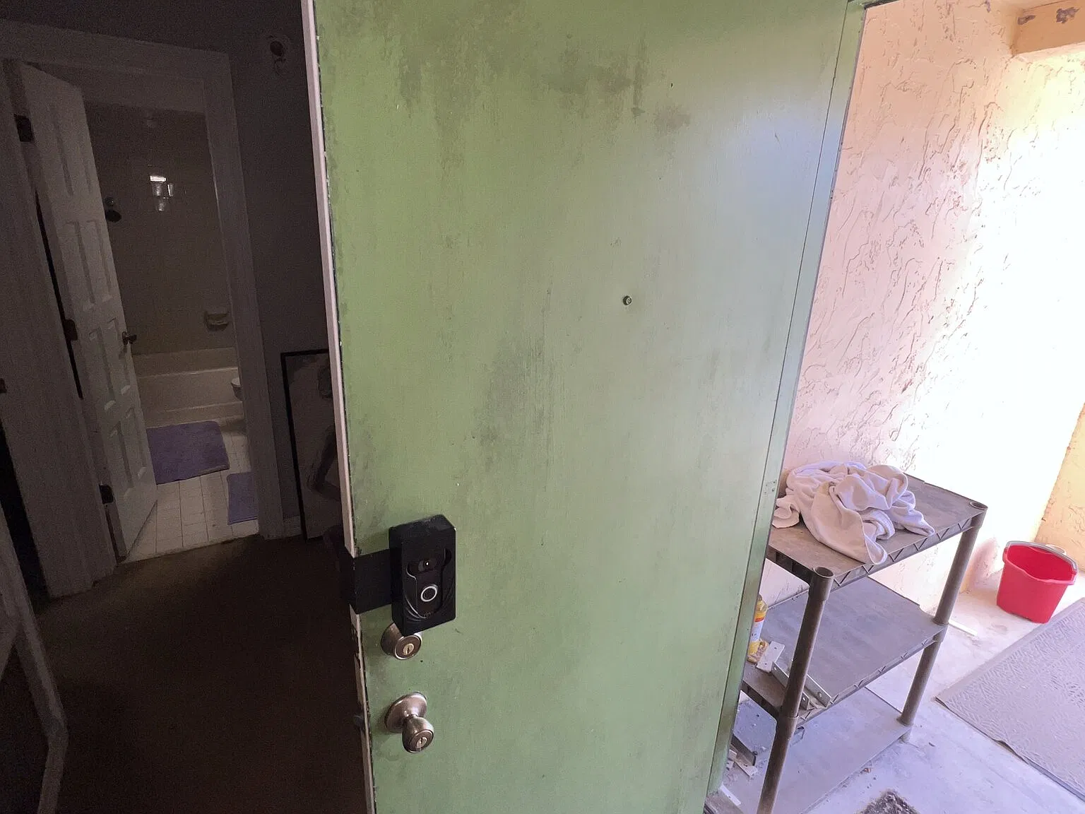 3 bed, 1278 sqft, $2,200 — Photo 4