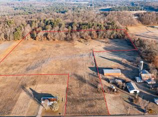 Granite Quarry Rd, Waupaca, WI 54981