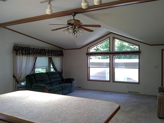 4th image of 62698 County Road B