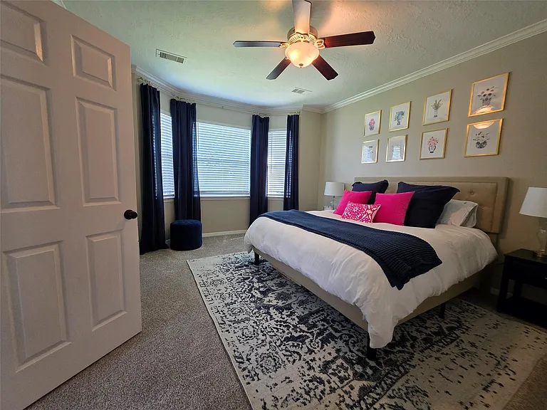 6158 Cornell Ln — Photo 9