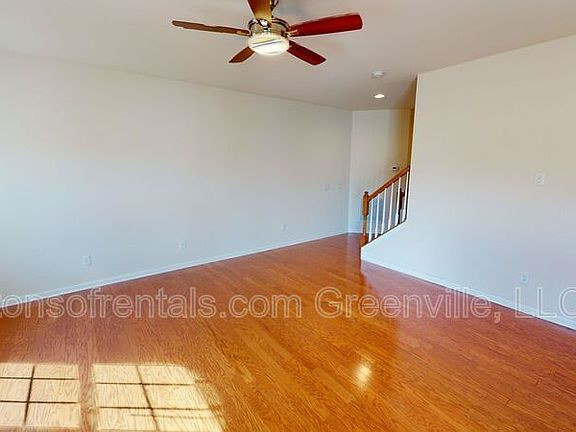 4th image of 143 W Stableford Dr