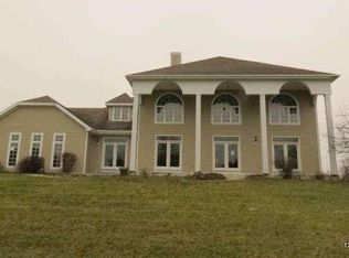 1340 Masters Ct, Lake Geneva, WI 53147