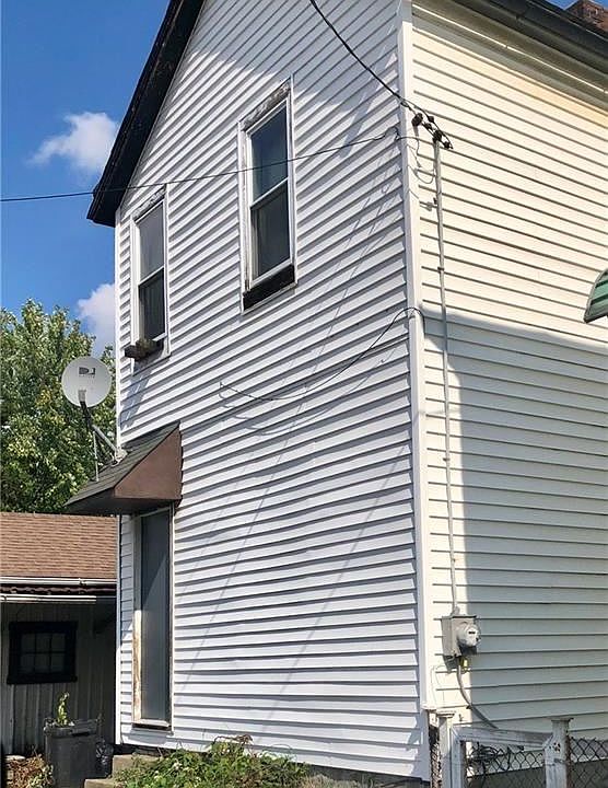 2nd image of 332 Ohio Ave