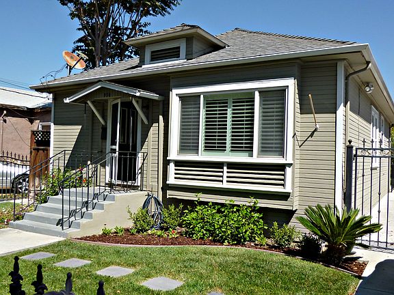 2nd image of 920 S 6th St