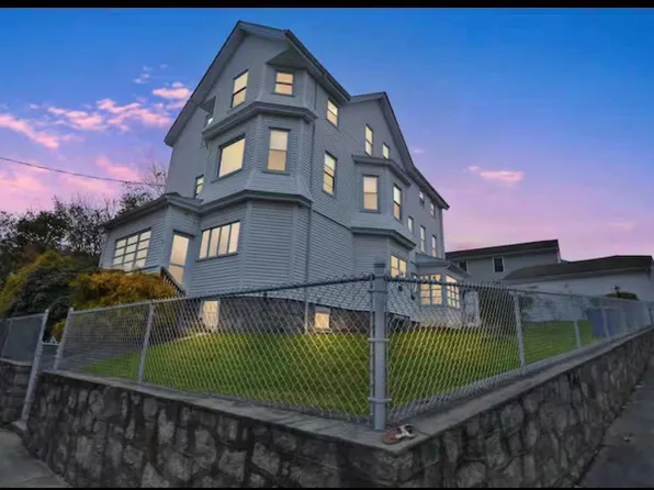 94 Haffards St #3, Fall River, MA 02723