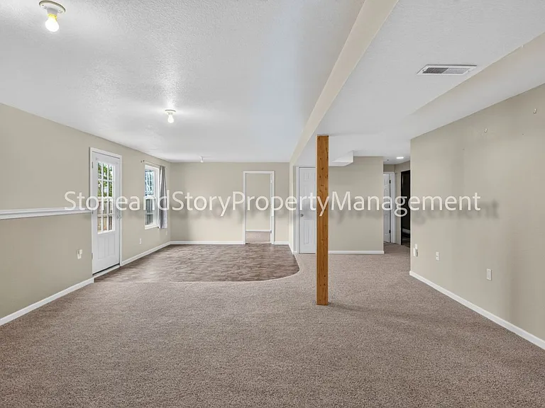 6926 SW 17th St — Photo 22
