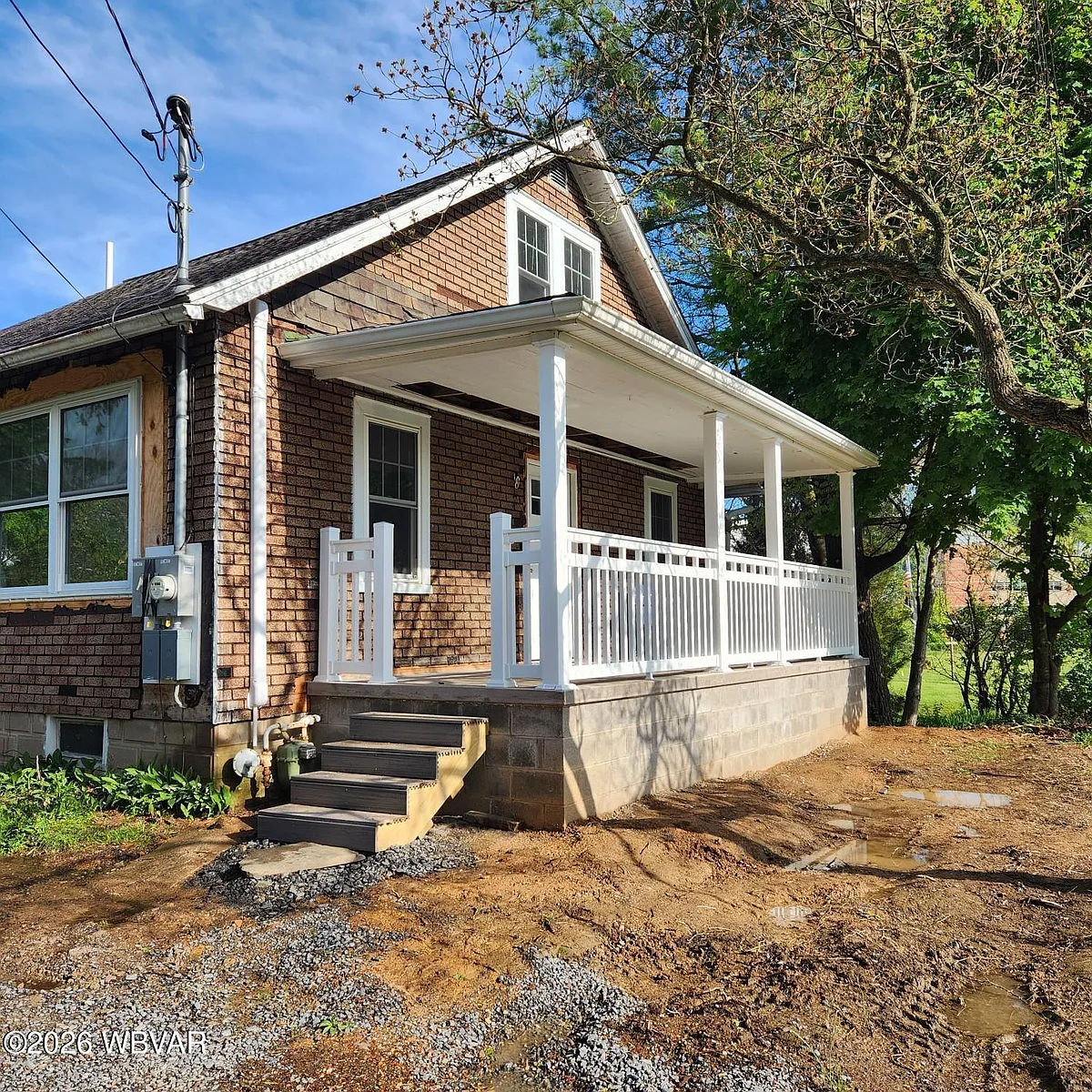 Building Photo - 17 Lindbergh Ave