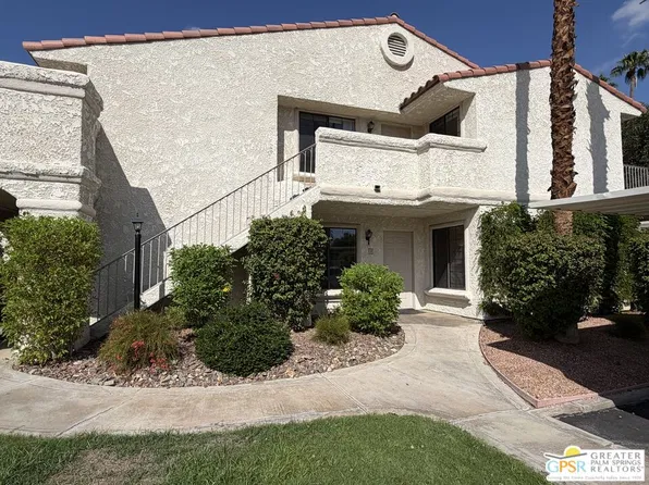 2001 E Camino Parocela Unit C21, Palm Springs, CA 92264