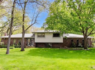 26339 S Woodlawn Ave, Crete, IL 60417
