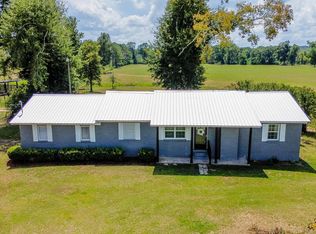 51 Leaf River Dr, Soso, MS 39480