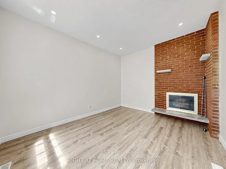 148 Sexton Cres #MAIN — Photo 11
