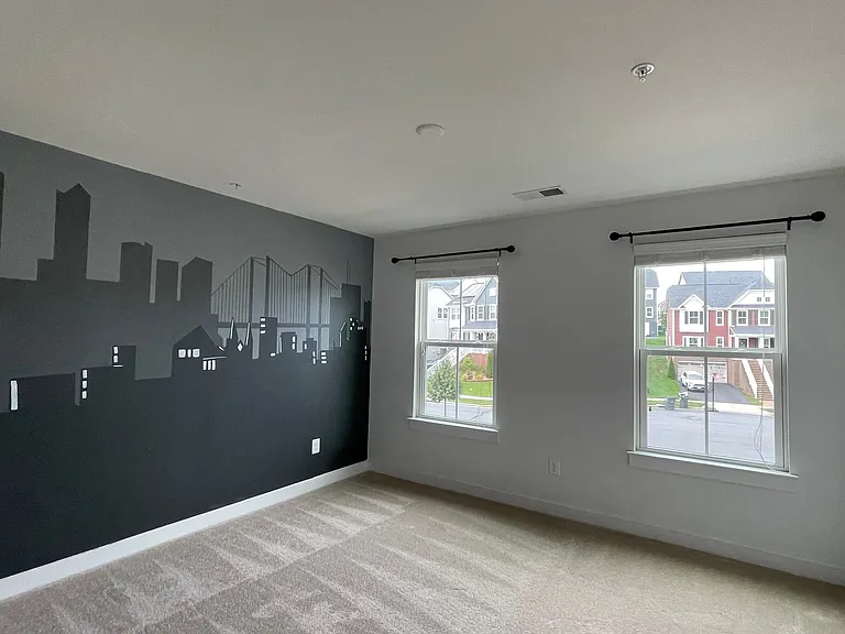 2309 Harmsworth Dr — Photo 18