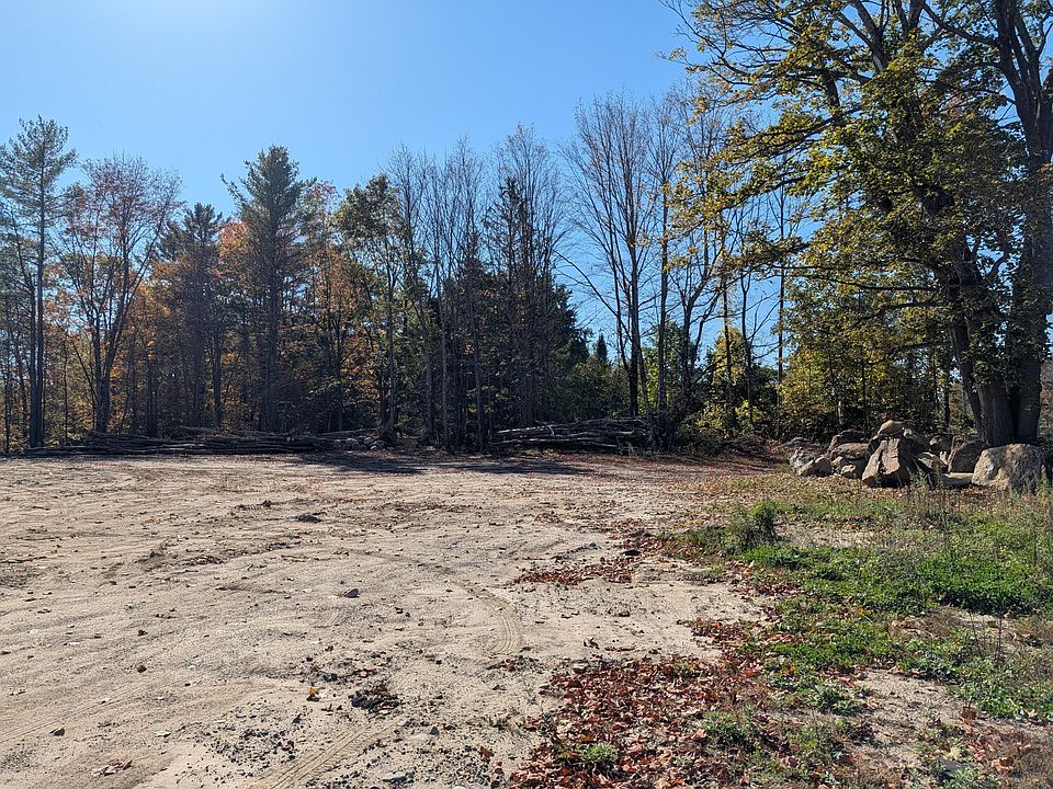 1st image of 1639 Main Street