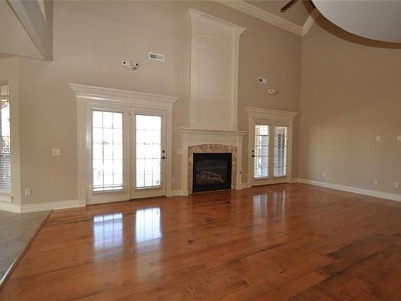 4th image of 3706 SW Lone Oak Ave