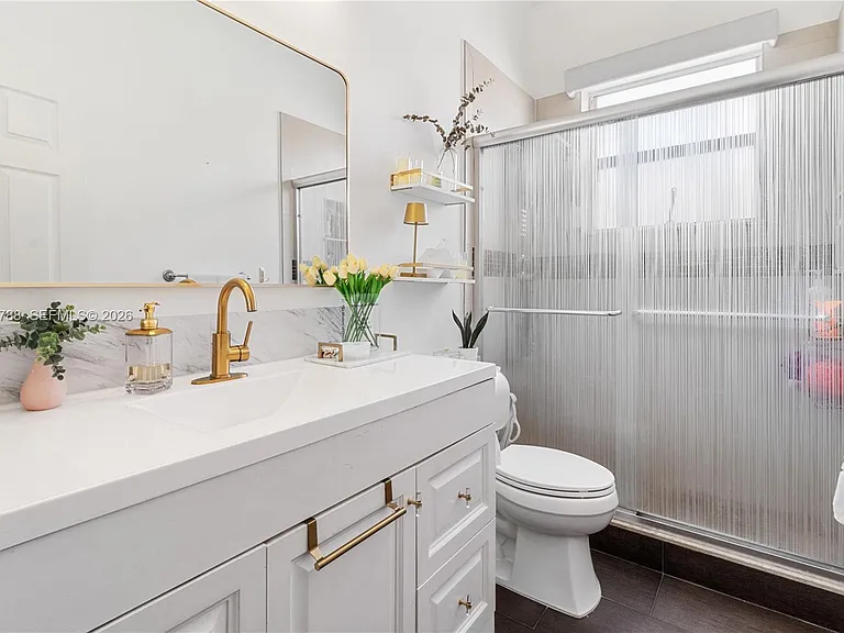 1046 SW 159th Way — Photo 16