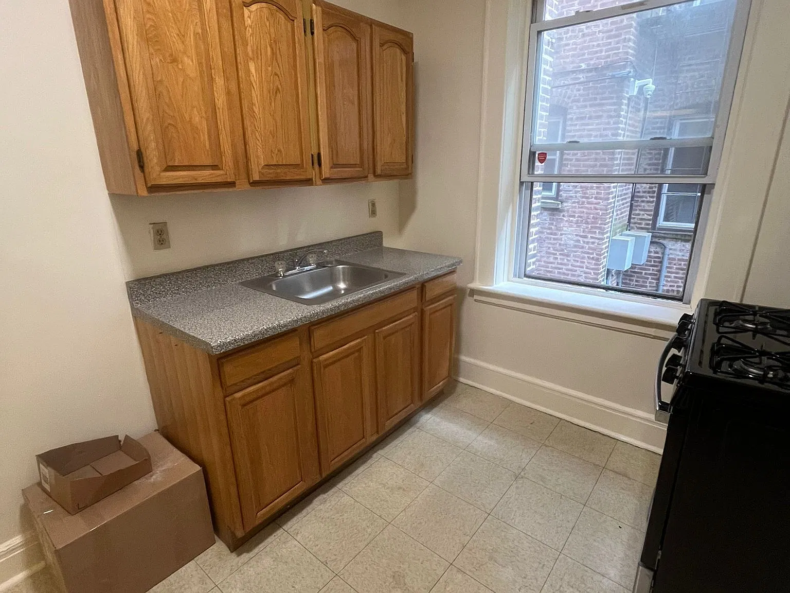 1 bed, 650 sqft, $1,950 — Photo 2